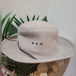 Yellow 108 Hat Tan Size Small